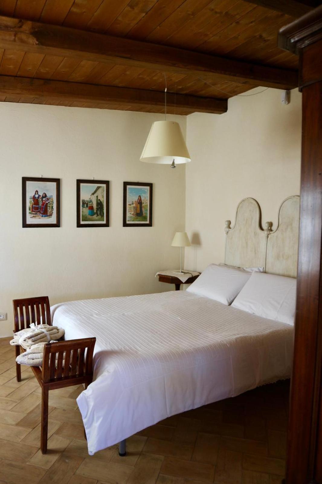 Monte Atena B&B Di Charme Stintino Δωμάτιο φωτογραφία